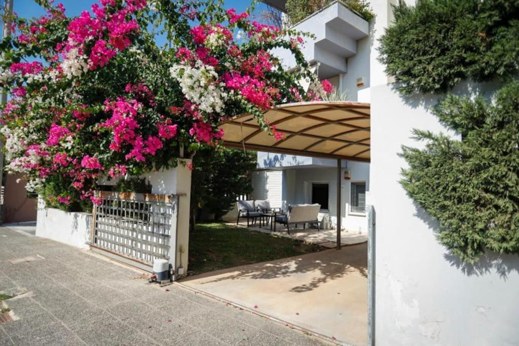 Pame Rentals - Cozy Glyfada Stay With Free Parking Athen Eksteriør billede